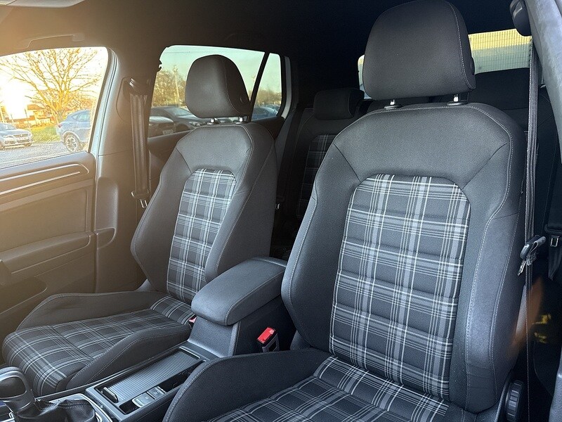 Used Volkswagen Golf for sale - 76946761: Photo 24