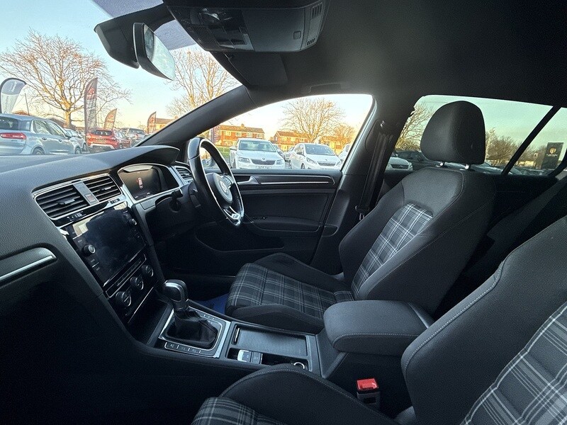 Used Volkswagen Golf for sale - 76946761: Photo 40