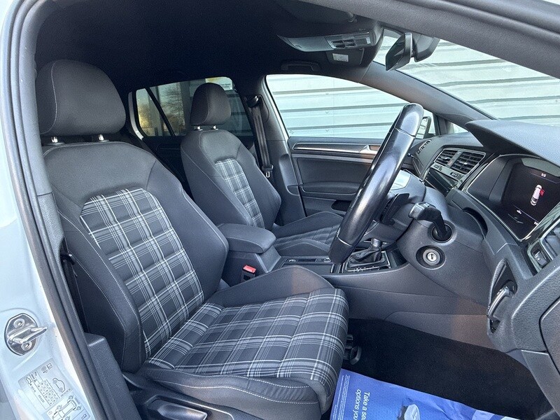 Used Volkswagen Golf for sale - 76946761: Photo 42