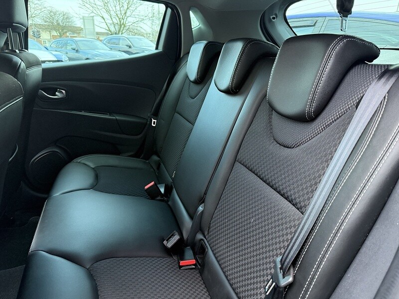 Used Renault Clio 2018 for sale - 77392610: Photo 33