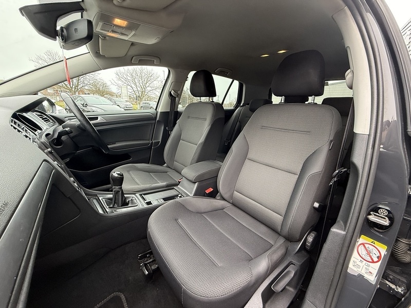 Used Volkswagen Golf 2018 for sale - 77984917: Photo 15