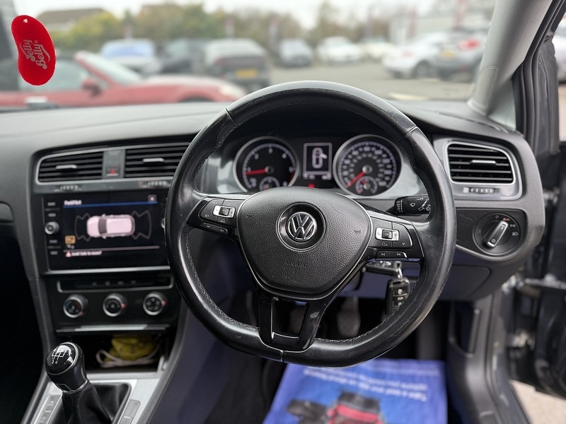 Used Volkswagen Golf 2018 for sale - 77984917: Photo 23