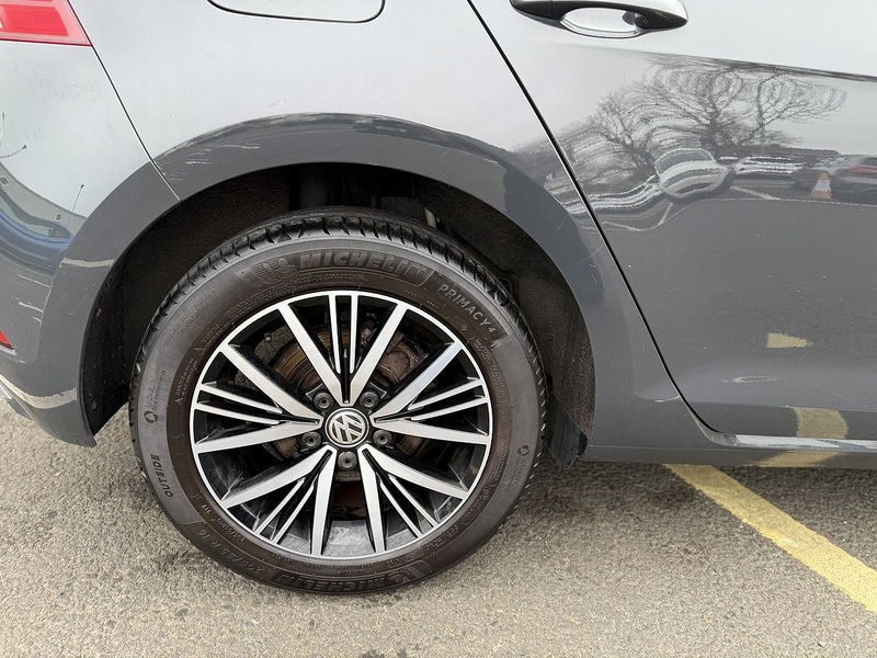 Used Volkswagen Golf 2018 for sale - 77984917: Photo 36