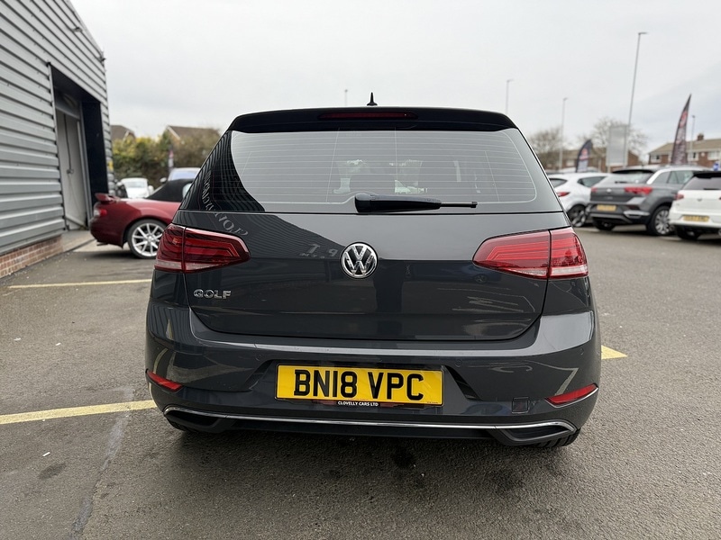 Used Volkswagen Golf 2018 for sale - 77984917: Photo 5