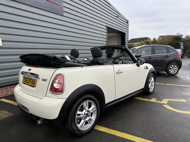 Used MINI Convertible 2013 for sale - 77240705: Photo 21