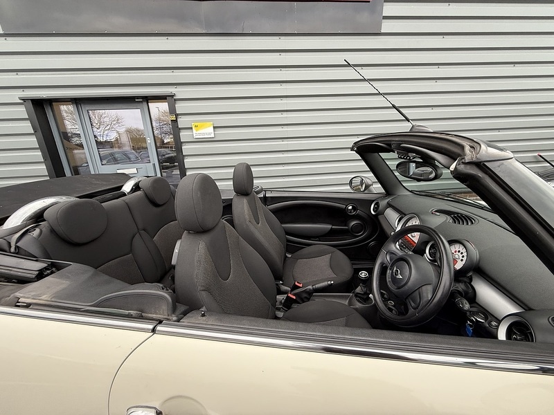 Used MINI Convertible 2013 for sale - 77240705: Photo 22