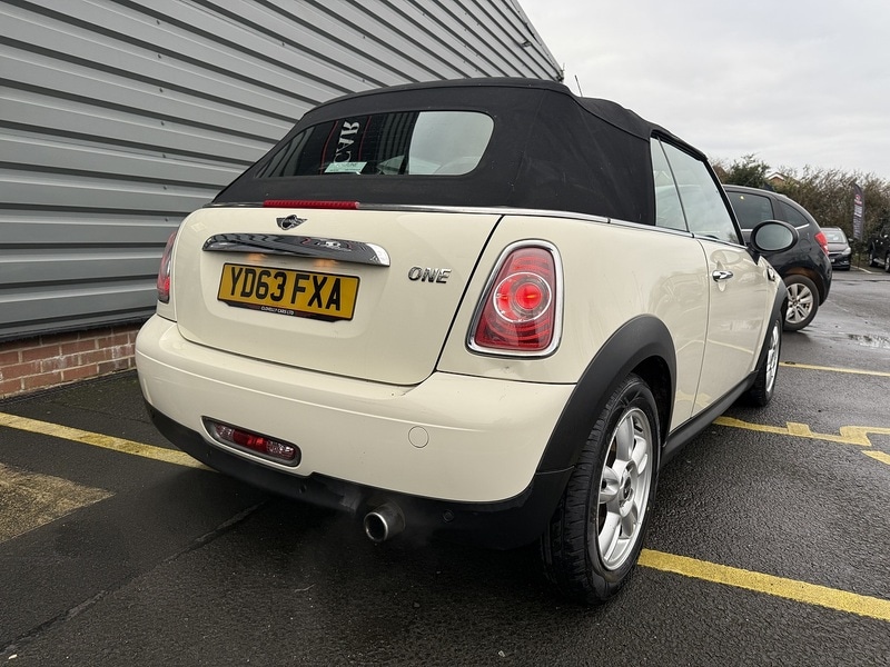 Used MINI Convertible 2013 for sale - 77240705: Photo 24