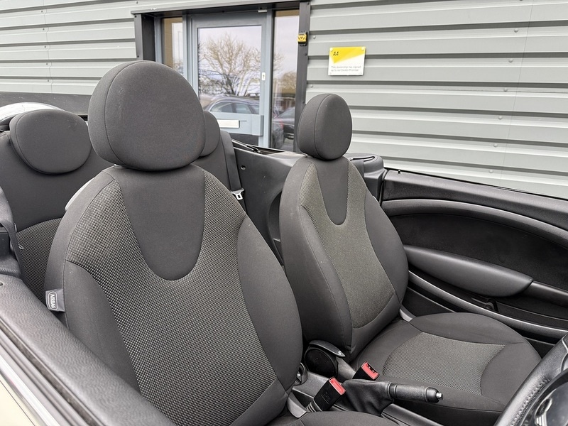 Used MINI Convertible 2013 for sale - 77240705: Photo 27