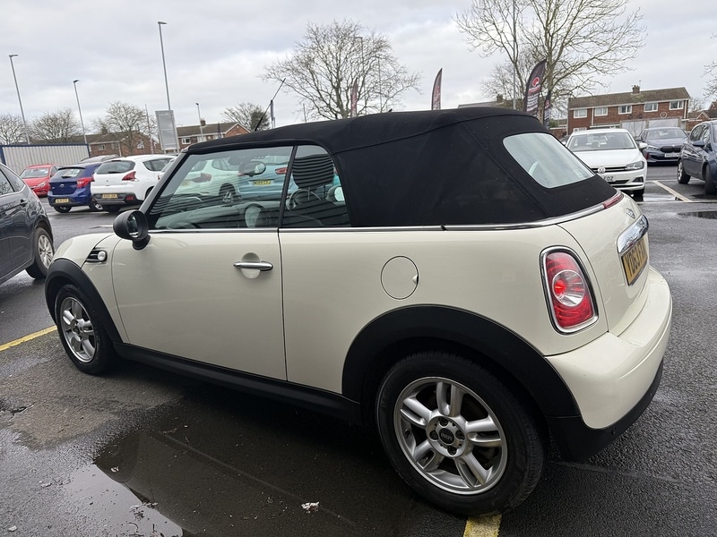 Used MINI Convertible 2013 for sale - 77240705: Photo 31