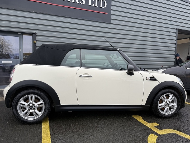 Used MINI Convertible 2013 for sale - 77240705: Photo 36