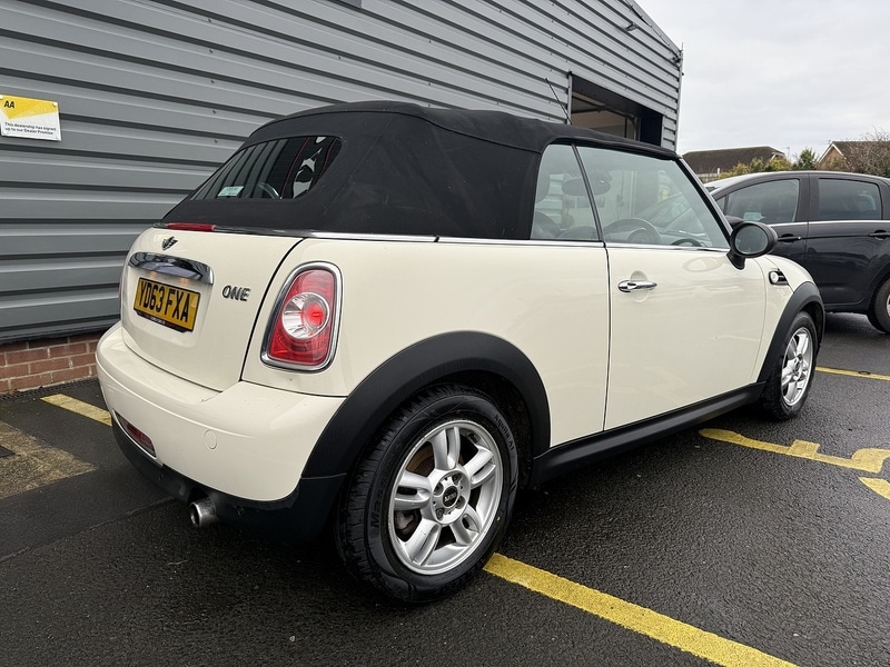 Used MINI Convertible 2013 for sale - 77240705: Photo 39