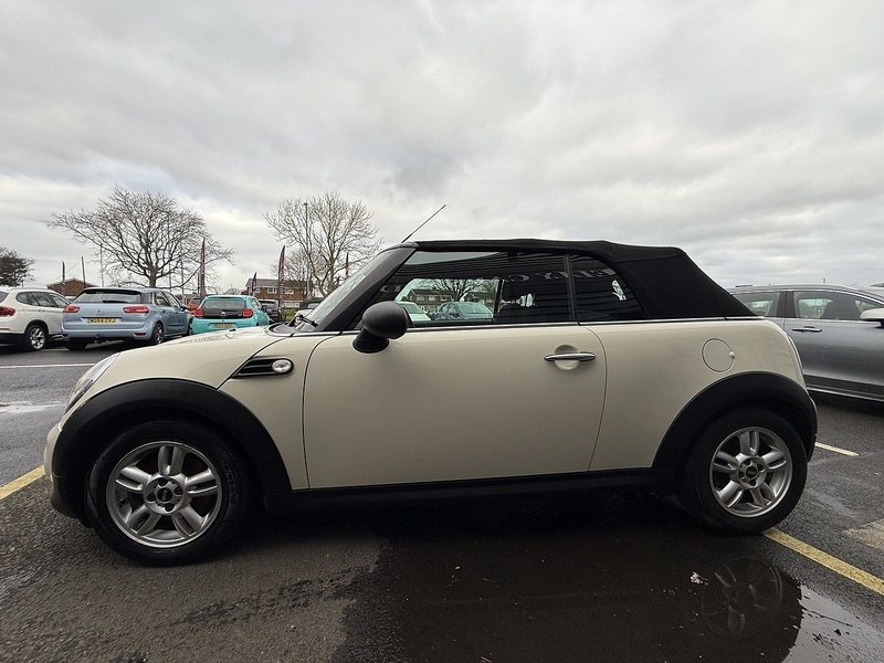 Used MINI Convertible 2013 for sale - 77240705: Photo 57