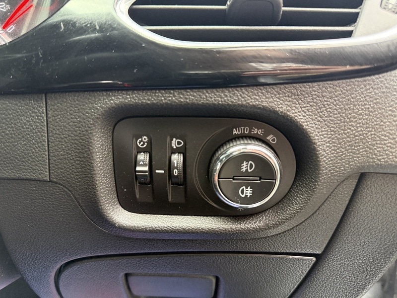 Used Vauxhall Astra 2018 for sale - 77236865: Photo 36