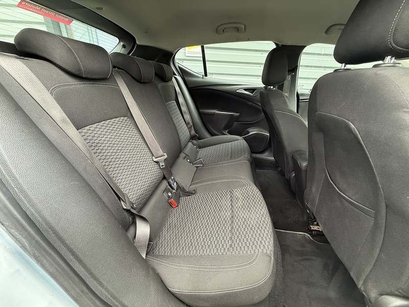 Used Vauxhall Astra 2018 for sale - 77236865: Photo 47