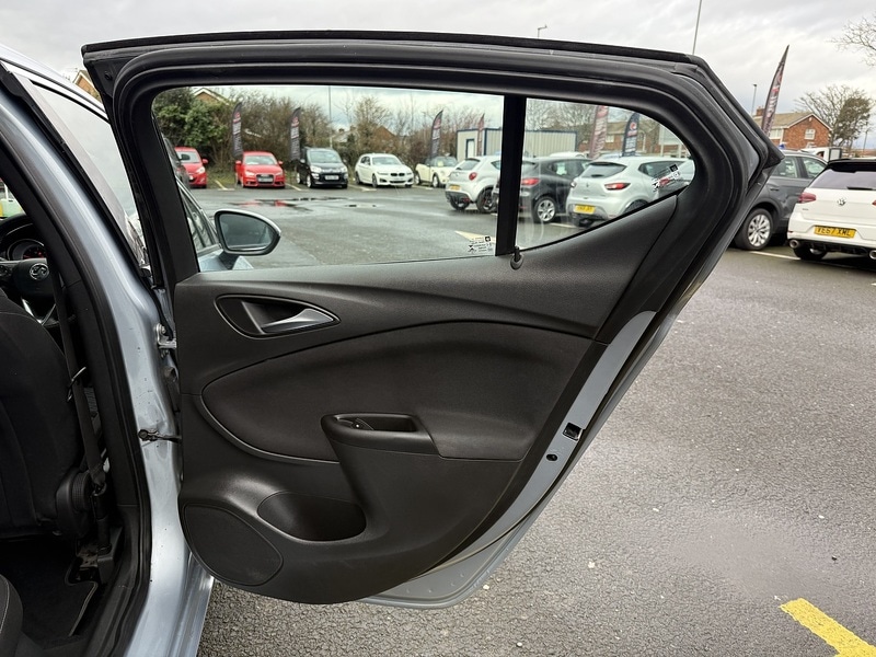 Used Vauxhall Astra 2018 for sale - 77236865: Photo 55