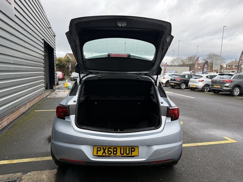 Used Vauxhall Astra 2018 for sale - 77236865: Photo 8