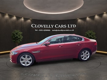 Used Jaguar XE 2017 for sale - 79462734: Photo