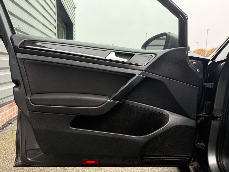 Used Volkswagen Golf 2019 for sale - 77920916: Photo 43