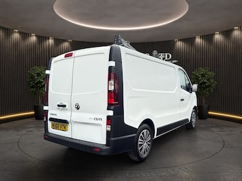 Used Vauxhall Vivaro 2016 for sale - 79078470: Photo