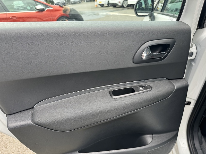 Used Peugeot 3008 2016 for sale - 76626992: Photo 24