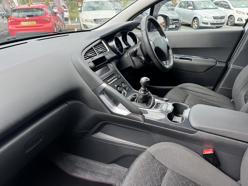 Used Peugeot 3008 2016 for sale - 76626992: Photo 30