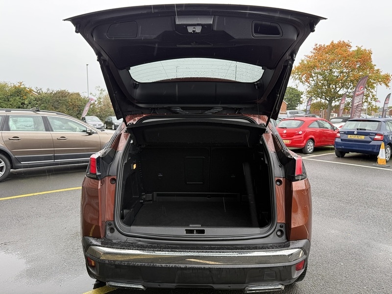 Used Peugeot 3008 2018 for sale - 76627010: Photo 10