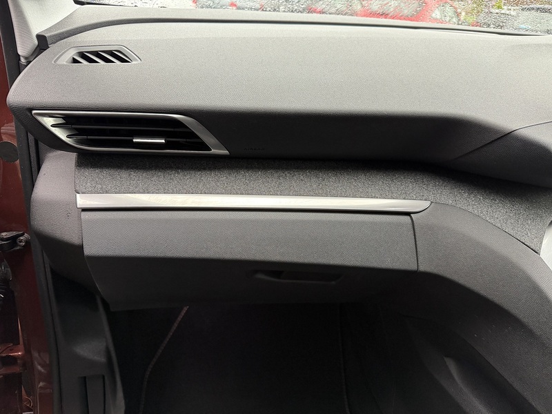 Used Peugeot 3008 2018 for sale - 76627010: Photo 18