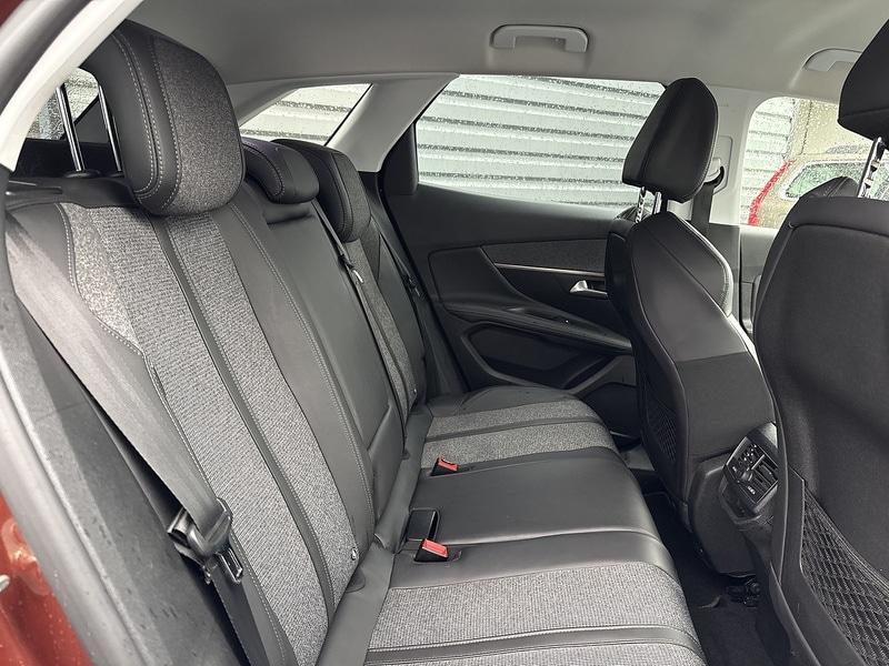 Used Peugeot 3008 2018 for sale - 76627010: Photo 29