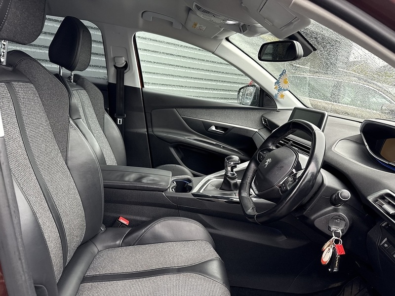 Used Peugeot 3008 2018 for sale - 76627010: Photo 43