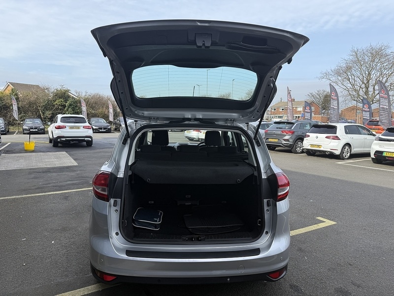 Used Ford C-Max 2016 for sale - 77668043: Photo 31