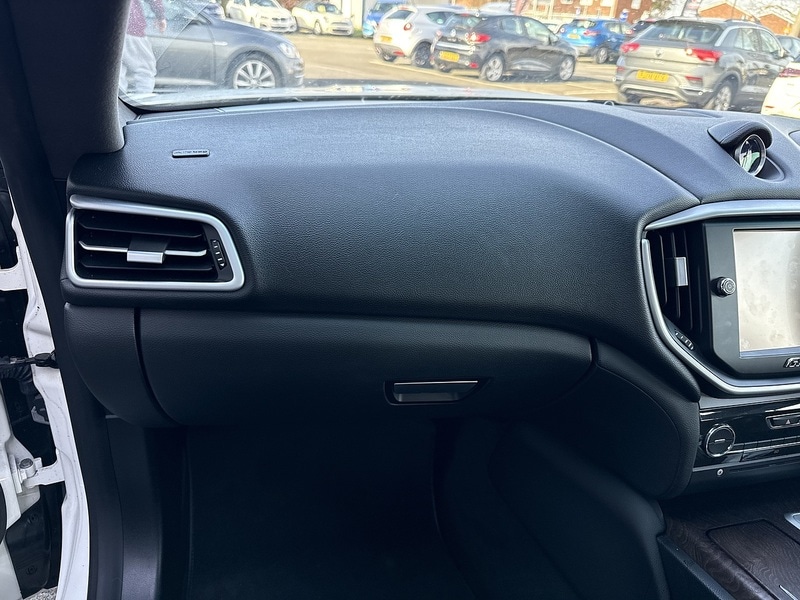 Used Maserati Ghibli 2015 for sale - 77605244: Photo 32