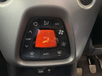 Used Toyota AYGO 2018 for sale - 78989737: Photo