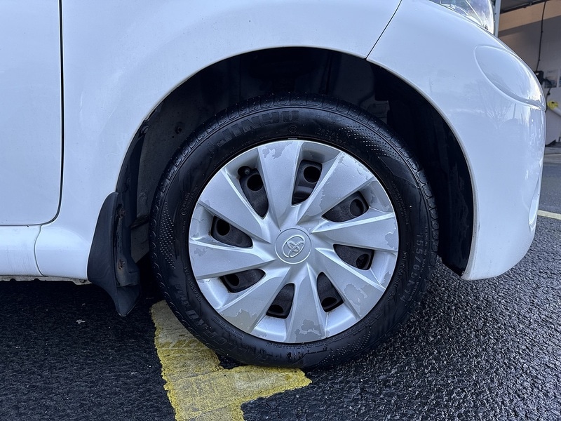 Used Toyota AYGO 2013 for sale - 76682353: Photo 17