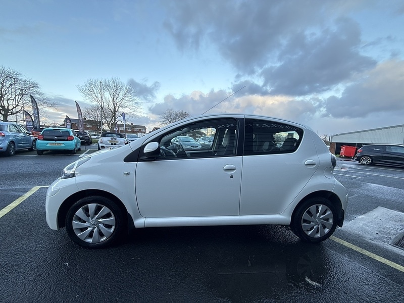 Used Toyota AYGO 2013 for sale - 76682353: Photo 18