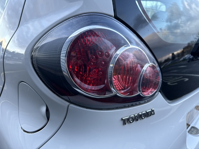 Used Toyota AYGO 2013 for sale - 76682353: Photo 29