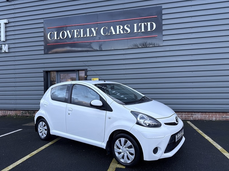 Used Toyota AYGO 2013 for sale - 76682353: Photo 31