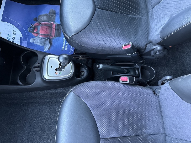 Used Toyota AYGO 2013 for sale - 76682353: Photo 44