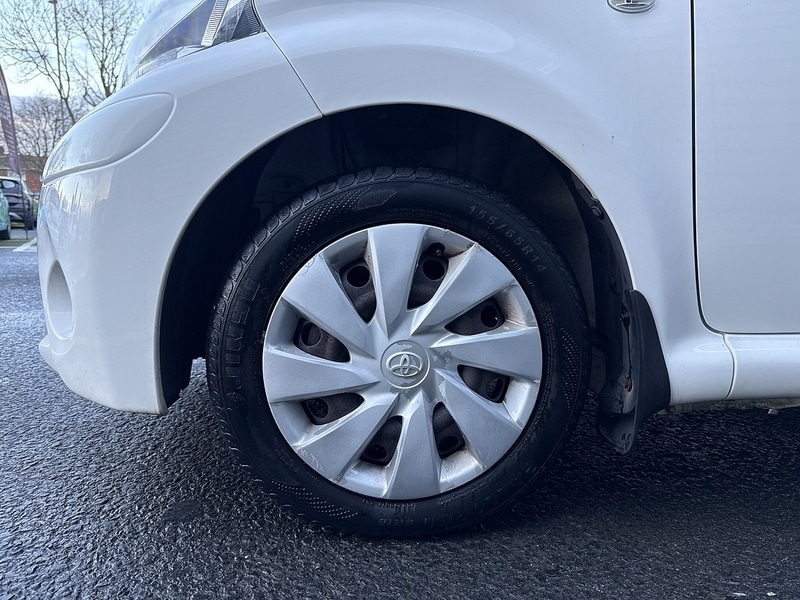 Used Toyota AYGO 2013 for sale - 76682353: Photo 47