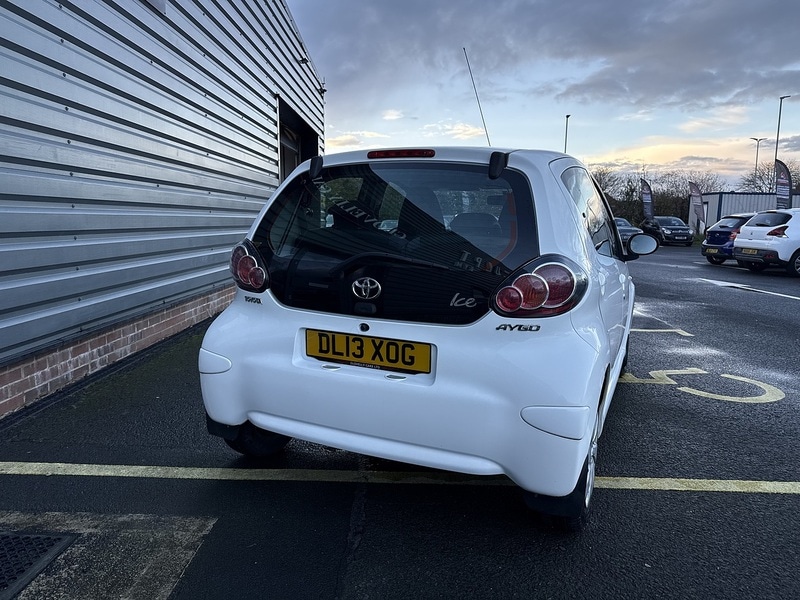 Used Toyota AYGO 2013 for sale - 76682353: Photo 64