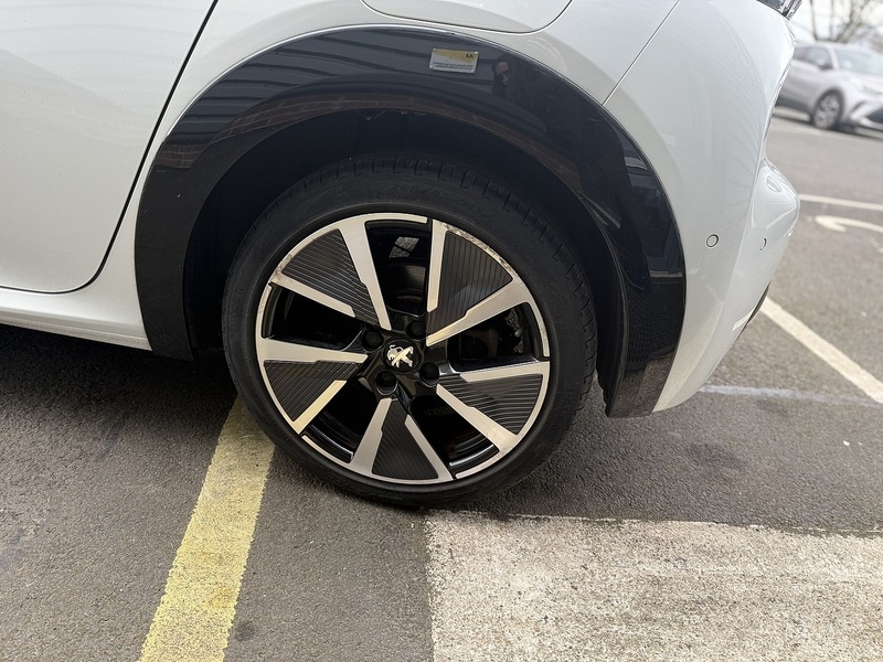 Used Peugeot 208 2020 for sale - 78065128: Photo 21