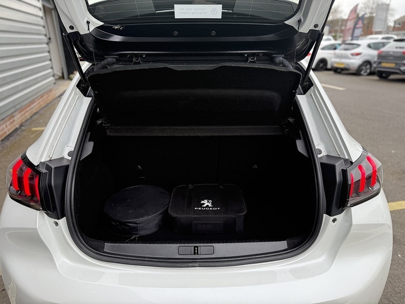 Used Peugeot 208 2020 for sale - 78065128: Photo 30