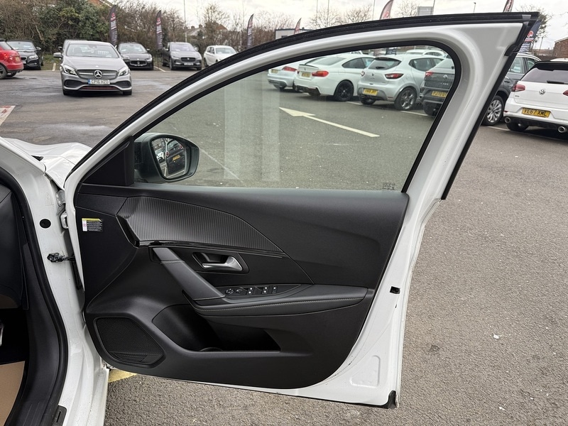 Used Peugeot 208 2020 for sale - 78065128: Photo 33