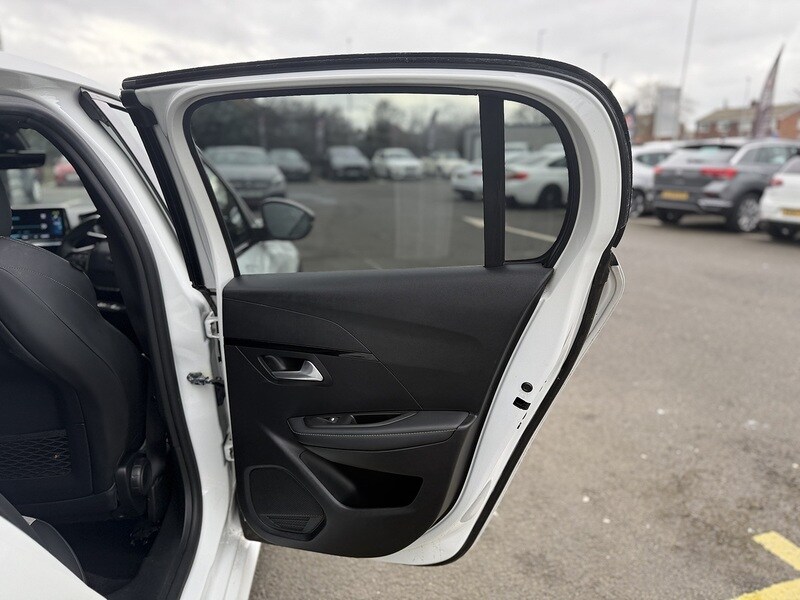 Used Peugeot 208 2020 for sale - 78065128: Photo 41