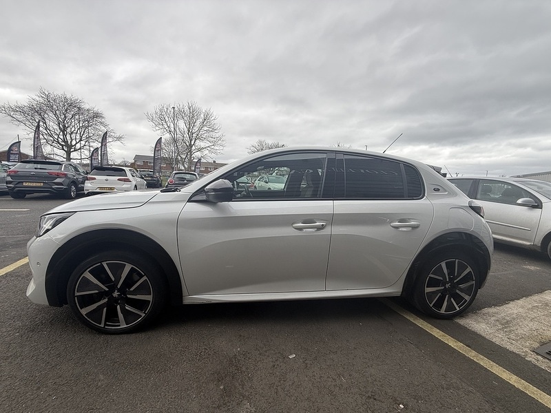 Used Peugeot 208 2020 for sale - 78065128: Photo 8