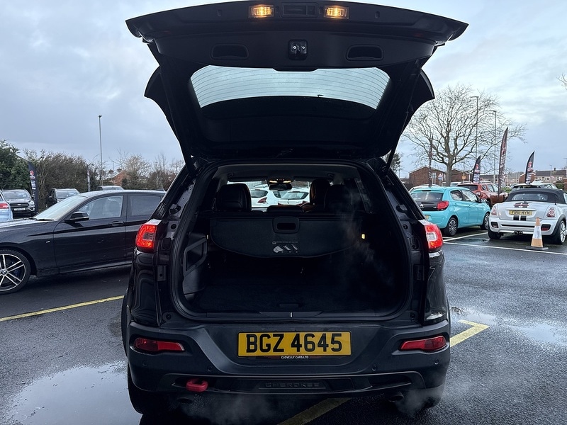 Used Jeep Cherokee 2016 for sale - 77055087: Photo 40