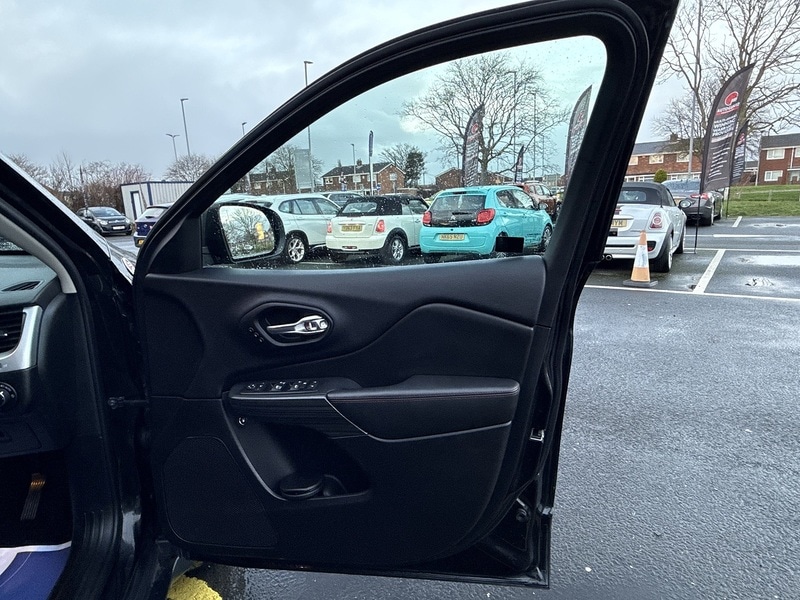 Used Jeep Cherokee 2016 for sale - 77055087: Photo 48