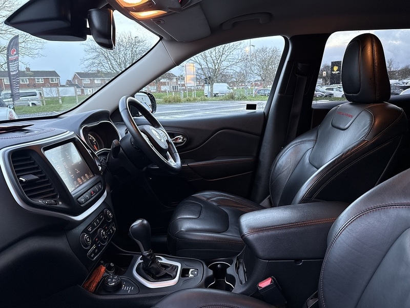 Used Jeep Cherokee 2016 for sale - 77055087: Photo 6