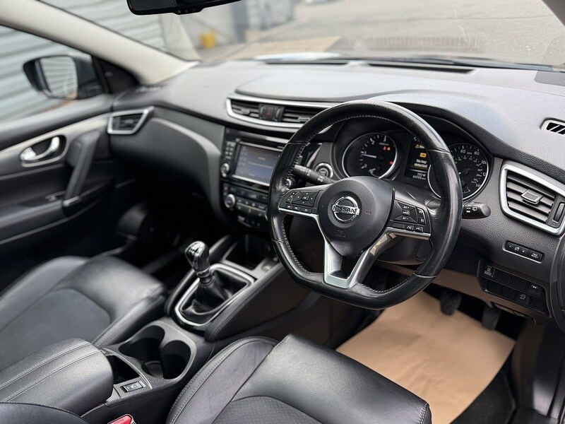 Used Nissan Qashqai 2017 for sale - 78065120: Photo 4