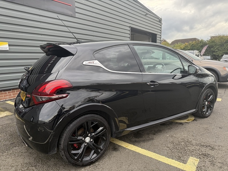 Used Peugeot 208 2016 for sale - 76627016: Photo 16