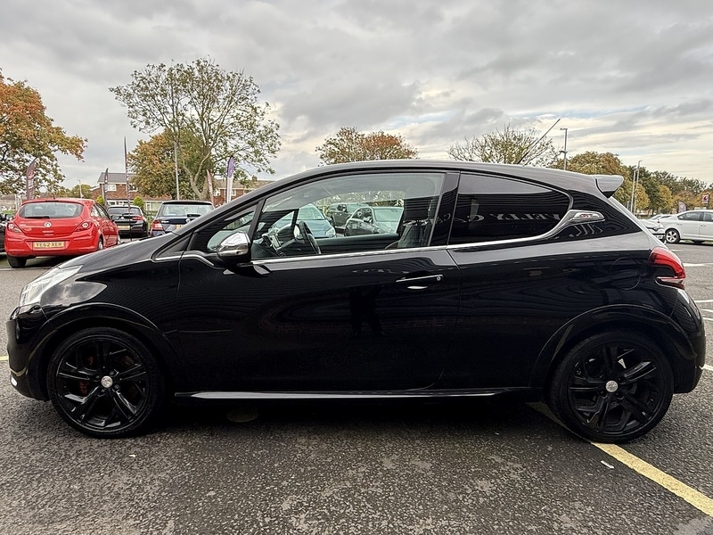 Used Peugeot 208 2016 for sale - 76627016: Photo 23